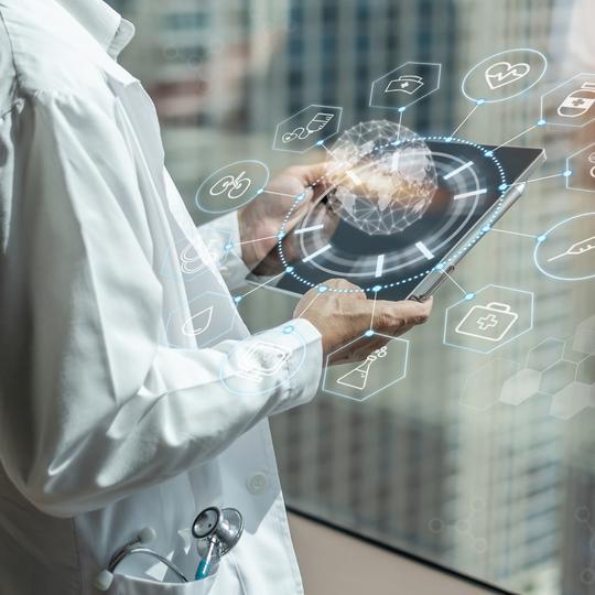 AIでヘルスケアはどう変わるか？AIによる診断と治療 